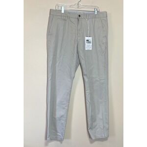 NWT Perk Feel Good Chinos Mens 35x30 Slim Fit Stretch Light Khaki Classic Career